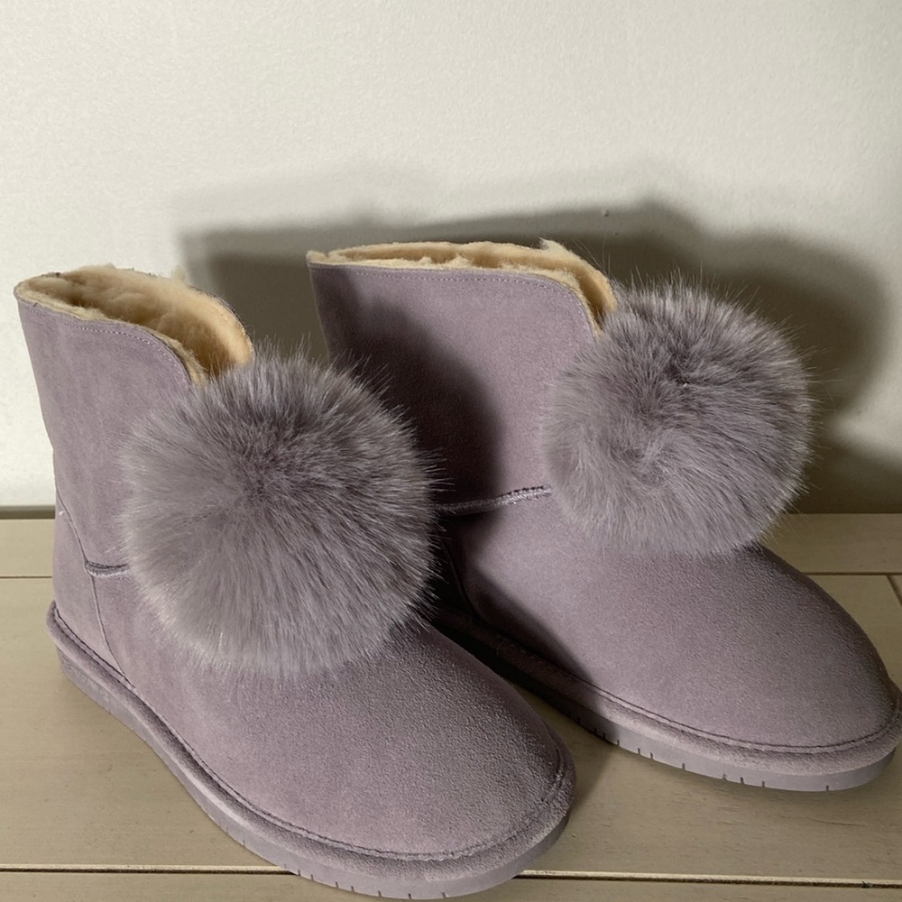 Bearpaw Suede Ankle Boots Pom Pom Water Repellent Wisteria Cabincore New